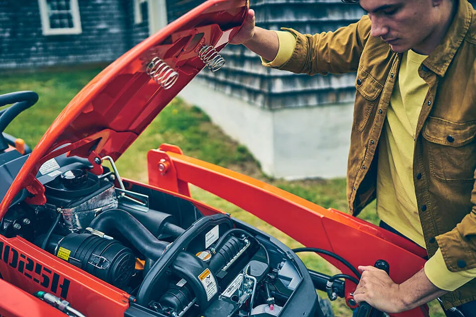 2026 Bad Boy Tractors 1025 Sub-Compact Tractor - Image 5