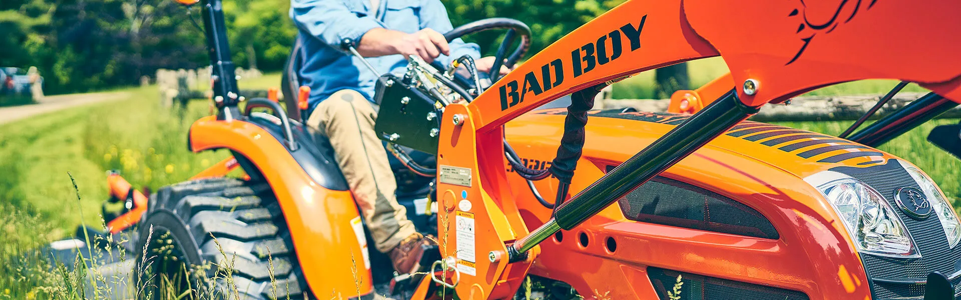 2026 Bad Boy Tractors 3026 Compact Tractor - Image 2