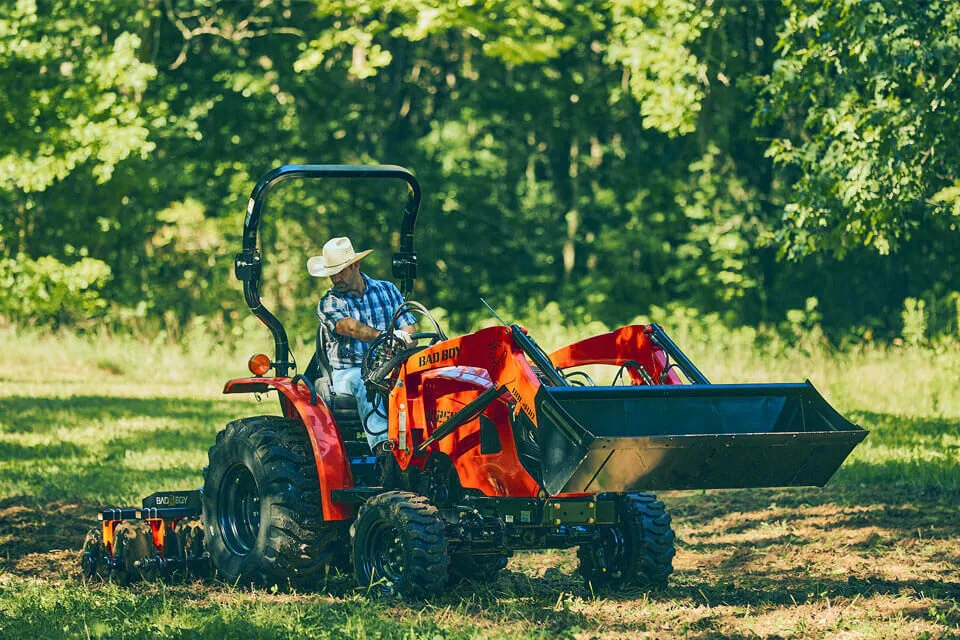 2026 Bad Boy Tractors 4025 Compact Tractor - Image 2